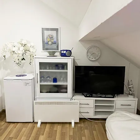 Petra Luxury * ליבנו